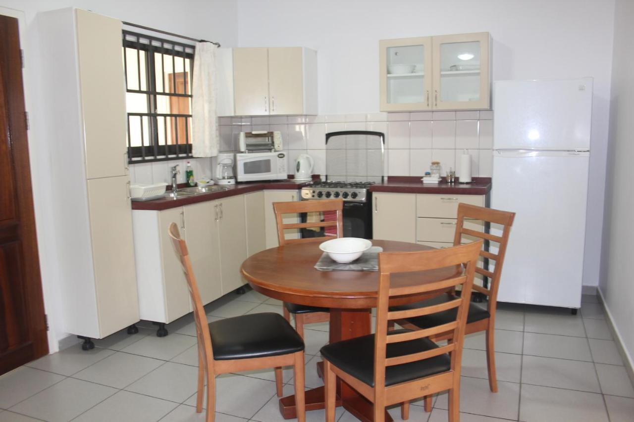 Rachel'S Apartments Paramaribo Quarto foto